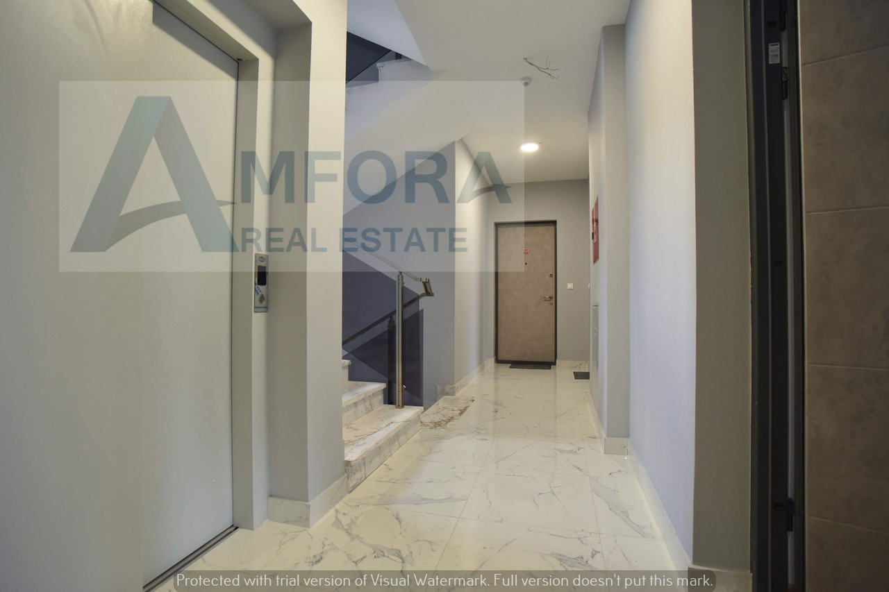 Izdaje se jednosoban stan preko cele godine, Bečići - Amfora Real Estate