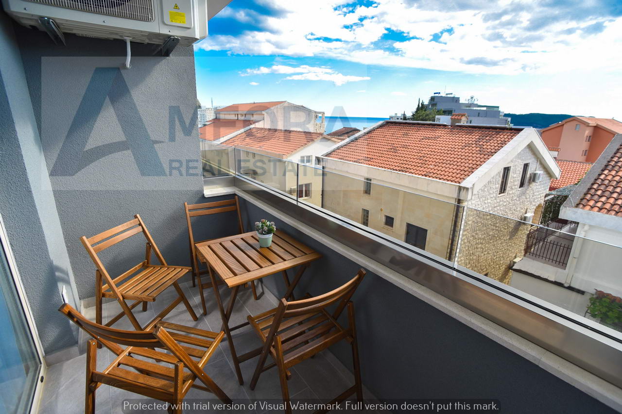 Izdaje se jednosoban stan preko cele godine, Bečići - Amfora Real Estate