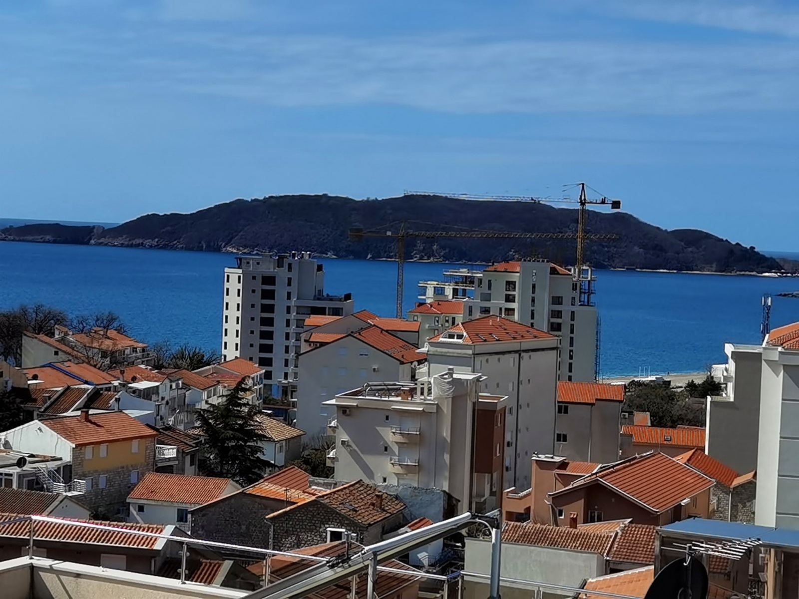 ANTONINA -JEDNOSOBAN STAN BEČIĆI  - Amfora Real Estate