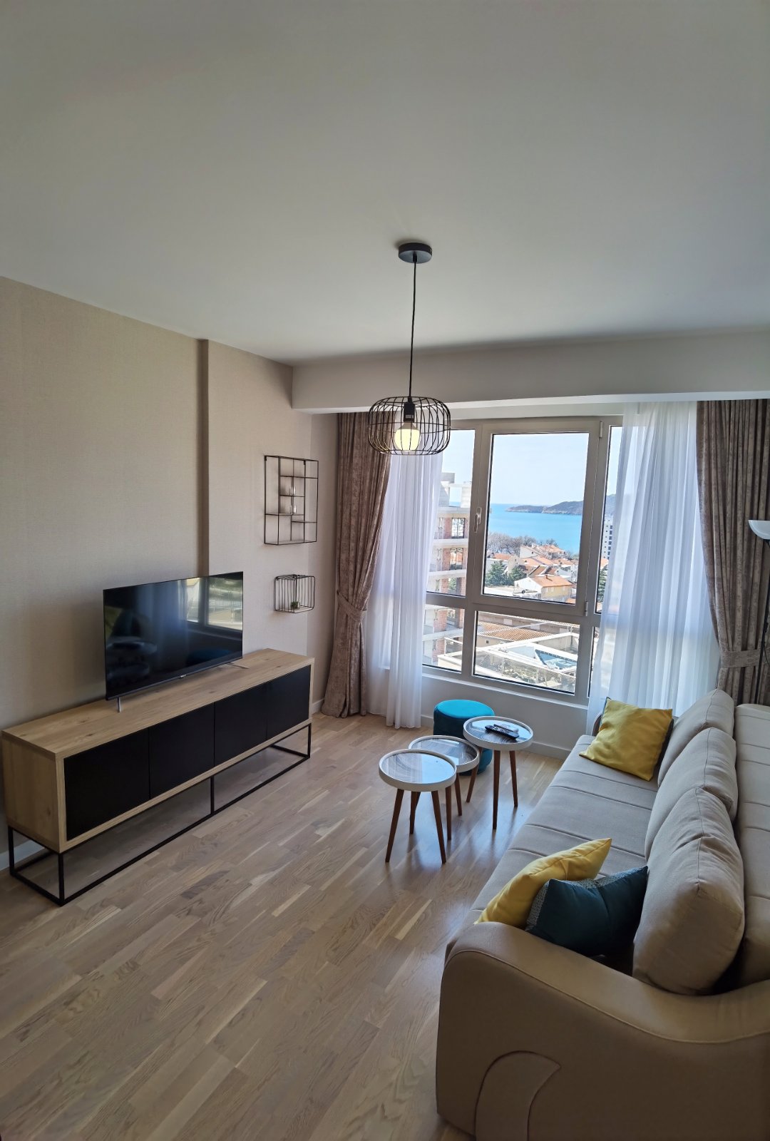 ANTONINA -JEDNOSOBAN STAN BEČIĆI  - Amfora Real Estate