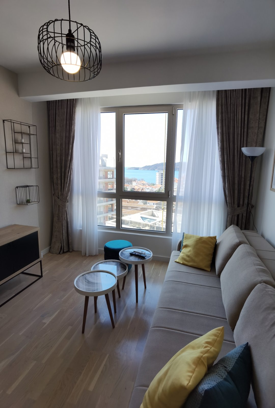 ANTONINA -JEDNOSOBAN STAN BEČIĆI  - Amfora Real Estate