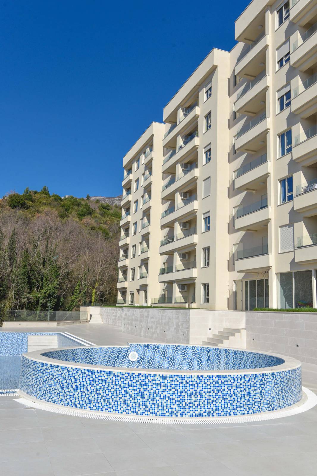 ANTONINA -JEDNOSOBAN STAN BEČIĆI  - Amfora Real Estate