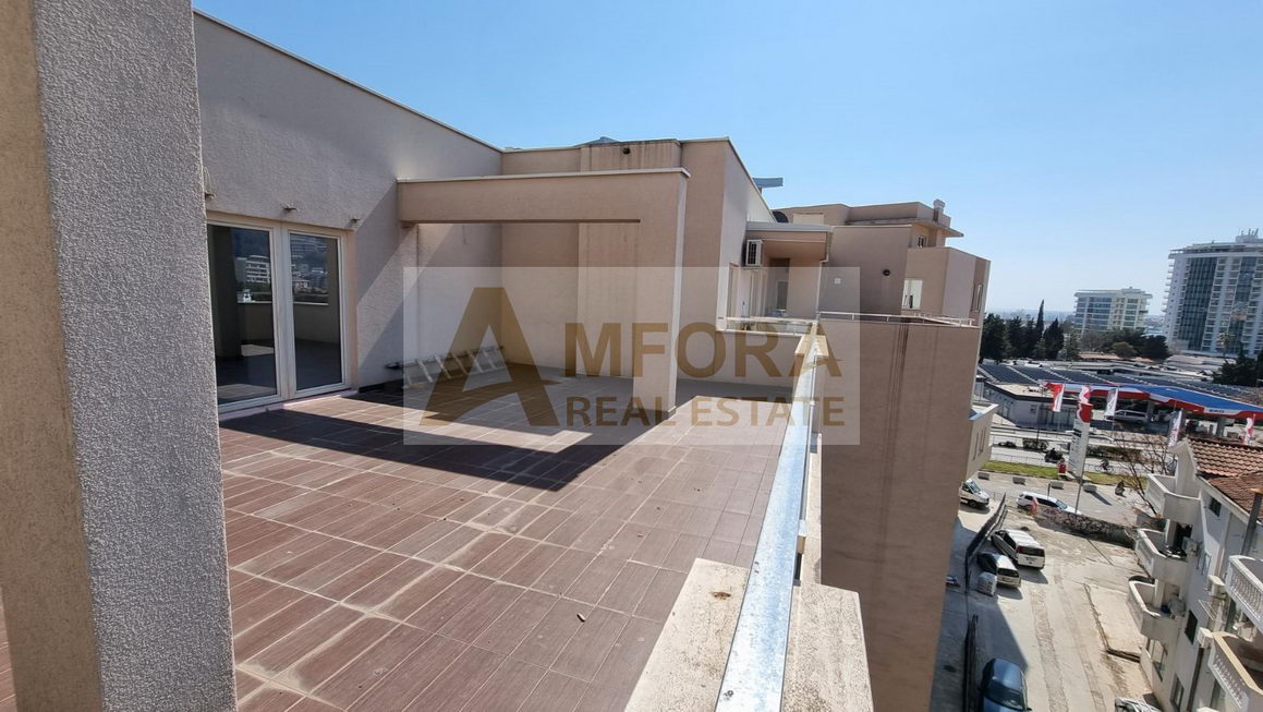 amforaproperty.com/Penthouse sa dvije spavaće sobe,  169m2, Bulevar , Budva