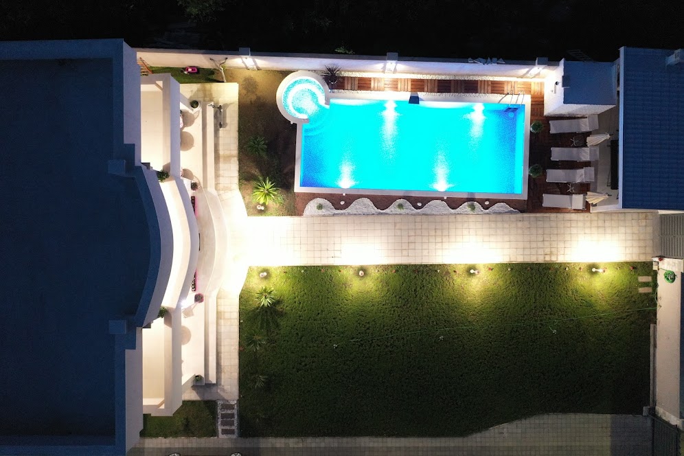 amforaproperty.com/Vila sa bazenom. Lastva Grbaljska, Budva