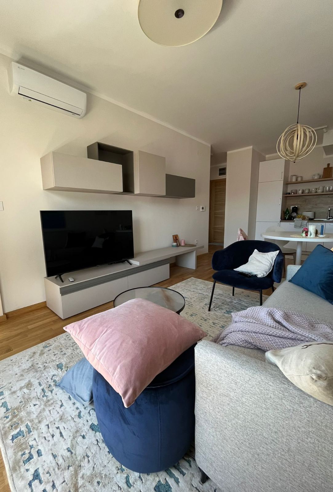 STAN 45M2 SA POGLEDOM NA MORE, BEČIĆI. SUPER PONUDA! - Amfora Real Estate