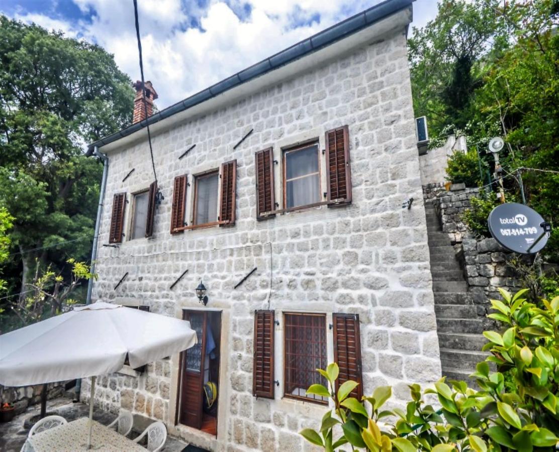 amforaproperty.com/Prelepa villa u  Perastu