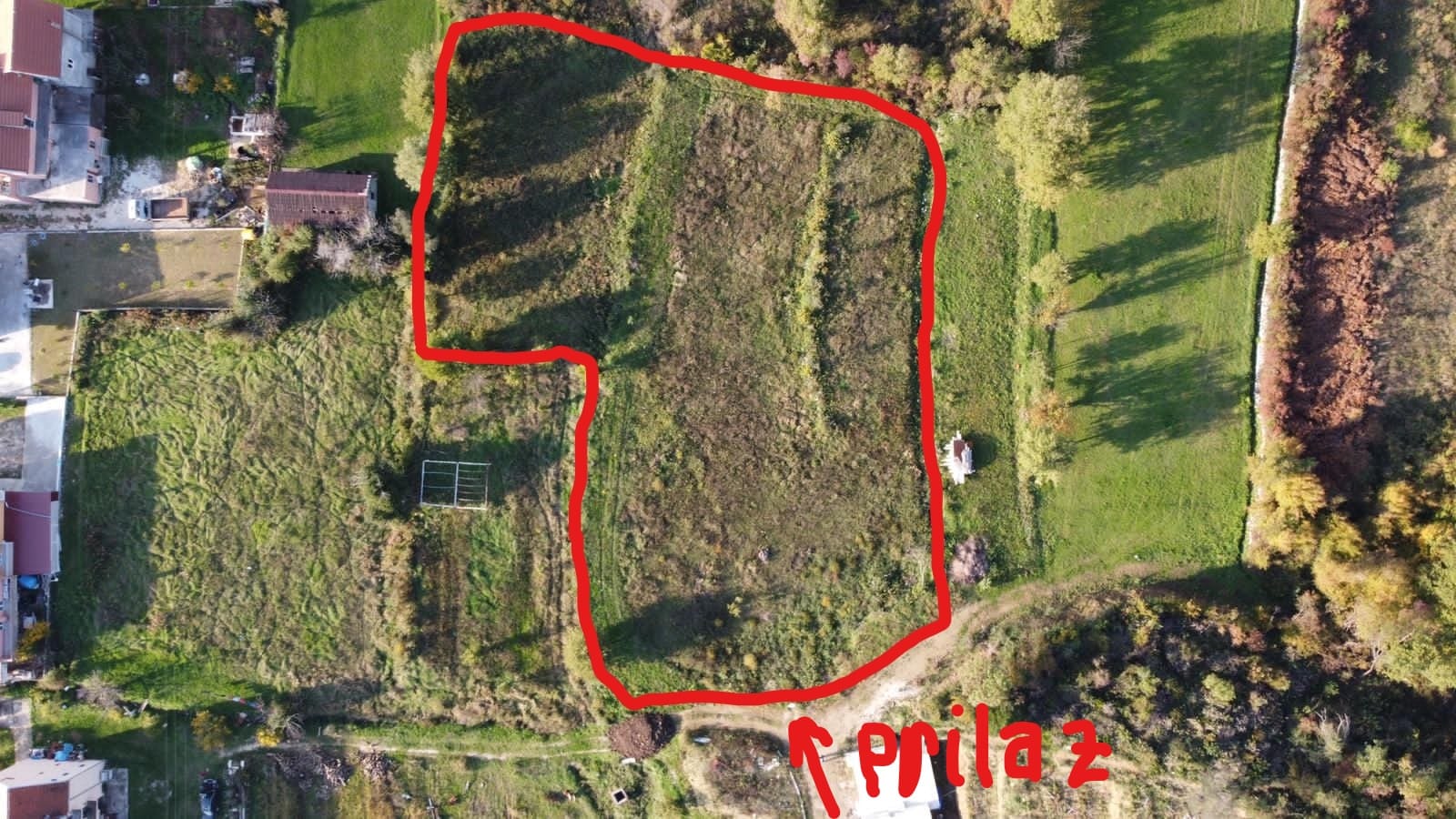 amforaproperty.com/Plac (3099m2) na putnom pravcu Budva-Tivat