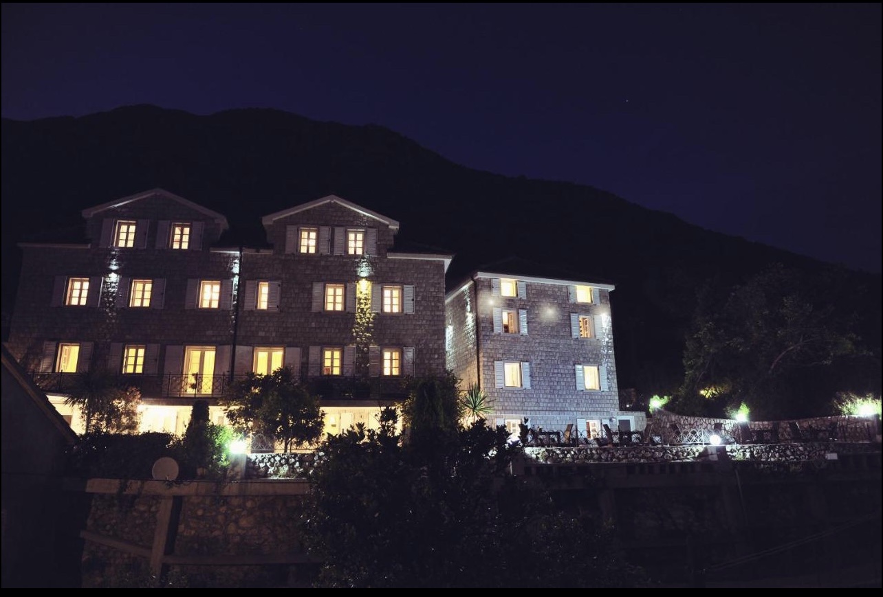 amforaproperty.com/Luksuzni hotel na ekskluzivnoj lokaciji, Perast, Boka Kotorska