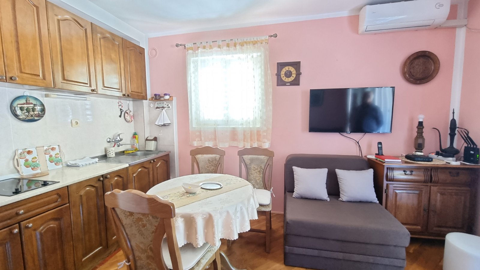 amforaproperty.com/DVOSOBAN NAMEŠTEN STAN (58m2),BECICI