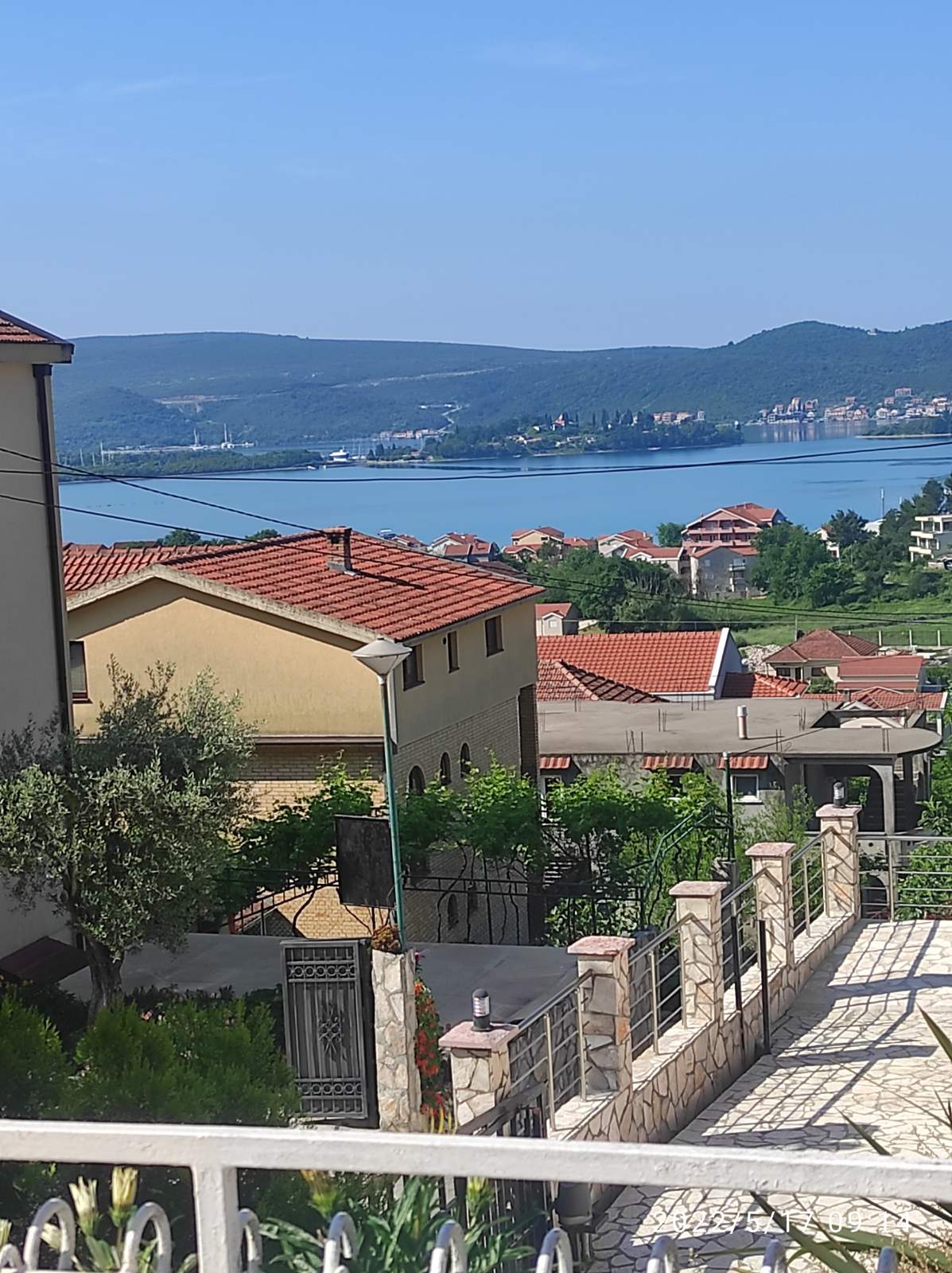 House for sale with permanent sea view. Tivat Tivat Amfora Real