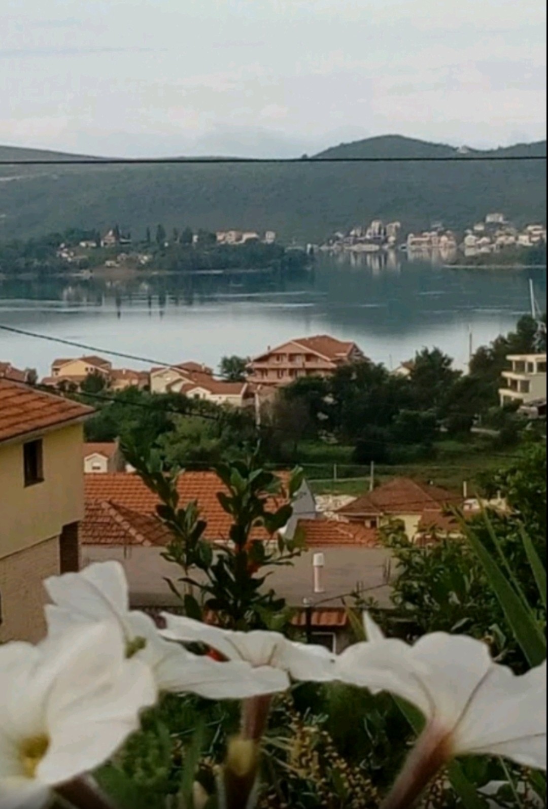 House for sale with permanent sea view. Tivat Tivat Amfora Real