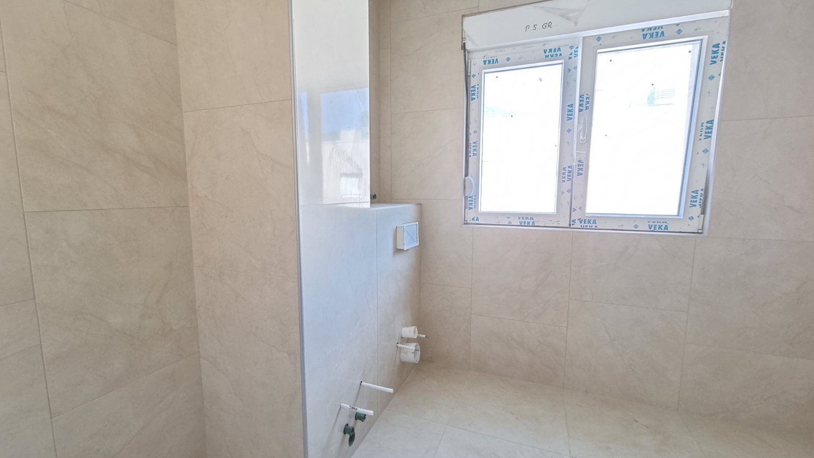 amforaproperty.com/TROSOBAN STAN OD 104M2 , THE OLD BAKERY, BUDVA...HITNA PRODAJA!!!