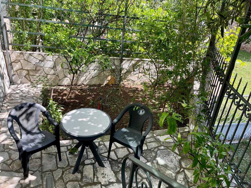 amforaproperty.com/Jednosoban stan u samom centru grada,Petrovac (Budva).
