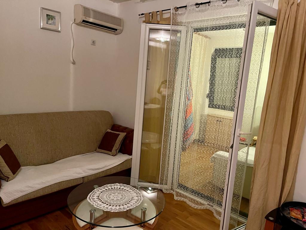 amforaproperty.com/Jednosoban stan u samom centru grada,Petrovac (Budva).