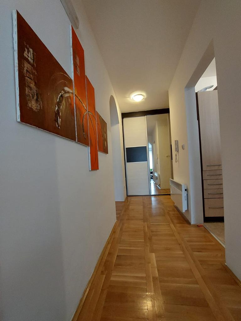 Dvosoban namesten stan 69m2,Cetinje-Gruda. - Amfora Real Estate