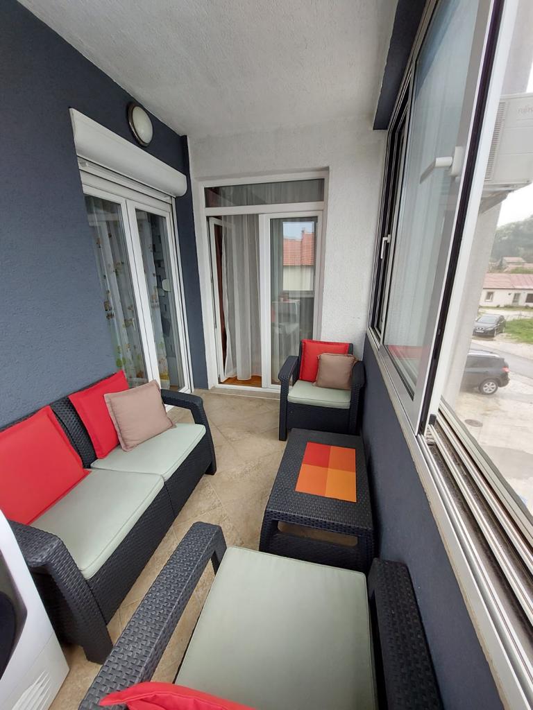 Dvosoban namesten stan 69m2,Cetinje-Gruda. - Amfora Real Estate