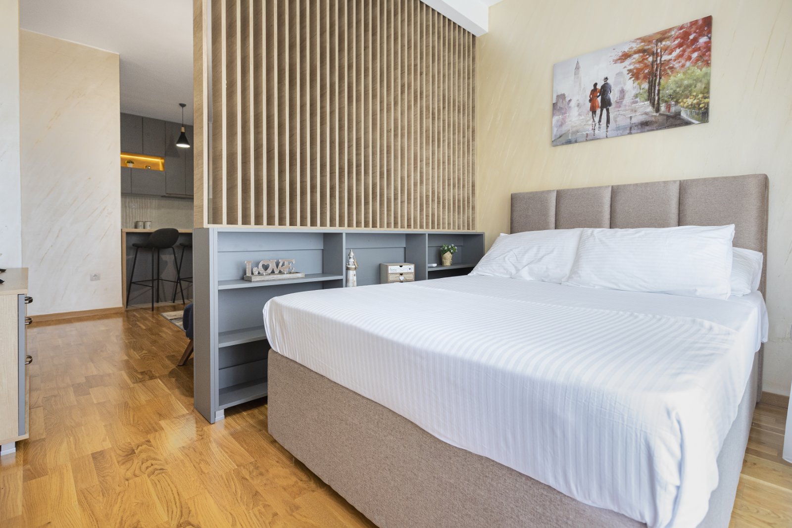 Dvosoban apartman sa pogledom na more, na 200m od plaže u zgradi Supermarketa IDEA (Becici) - Amfora Real Estate