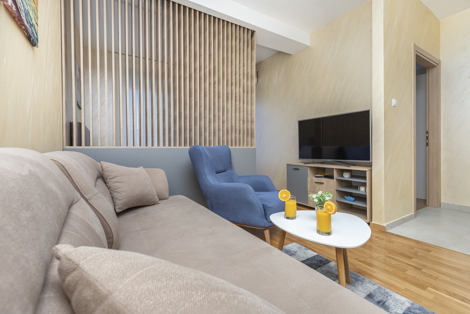 Dvosoban apartman sa pogledom na more, na 200m od plaže u zgradi Supermarketa IDEA (Becici) - Amfora Real Estate