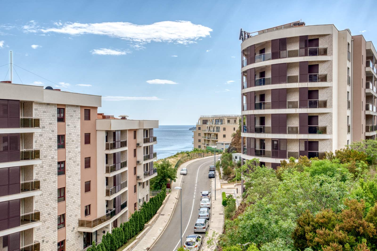 Moderno opremljen studio apartman u Becicima (Na duzi period) - Amfora Real Estate