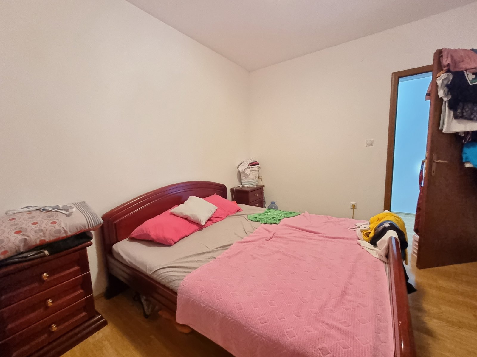 amforaproperty.com/Jednosoban stan 43m2 u blizini nove škole i restorana Parma u Budvi