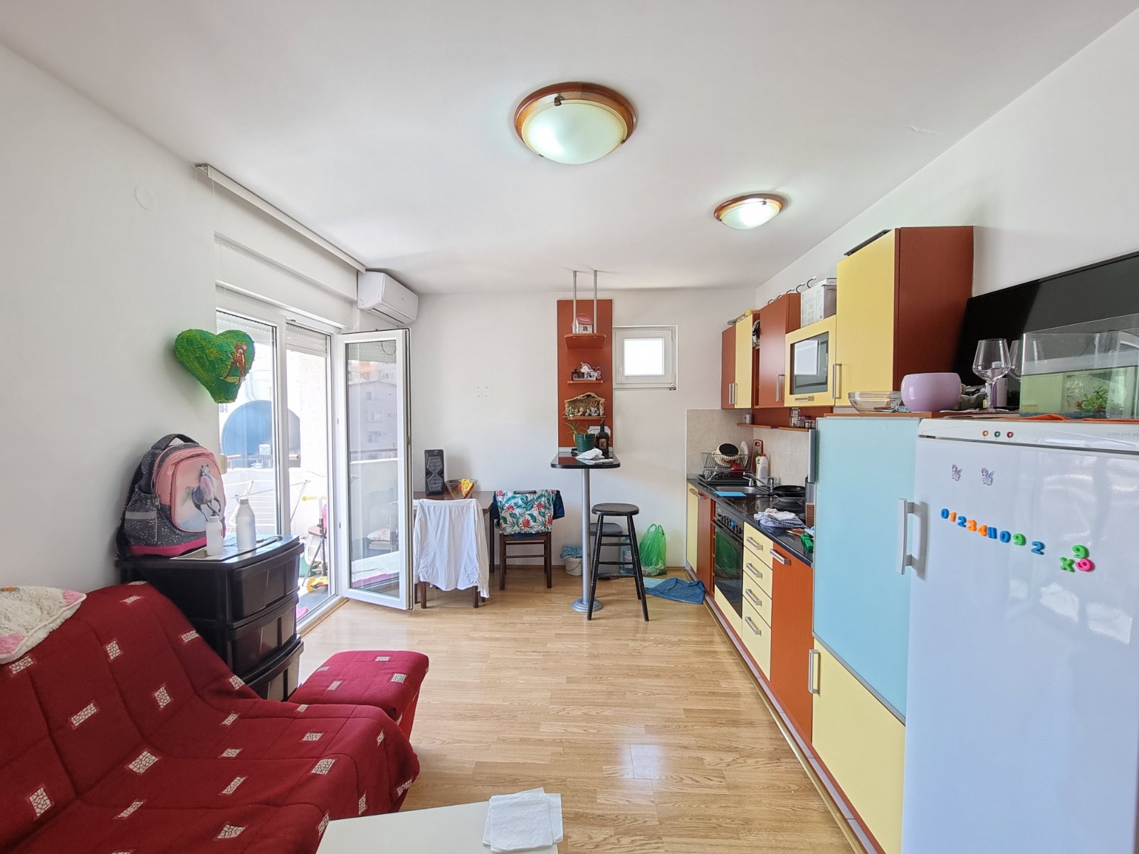 amforaproperty.com/Jednosoban stan 43m2 u blizini nove škole i restorana Parma u Budvi