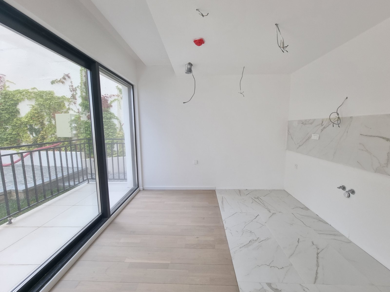 amforaproperty.com/COMO Residence- Nov luksuzan jednosoban stan 63,22m2 sa pogledom na more i bazenom  ! centar Budva!