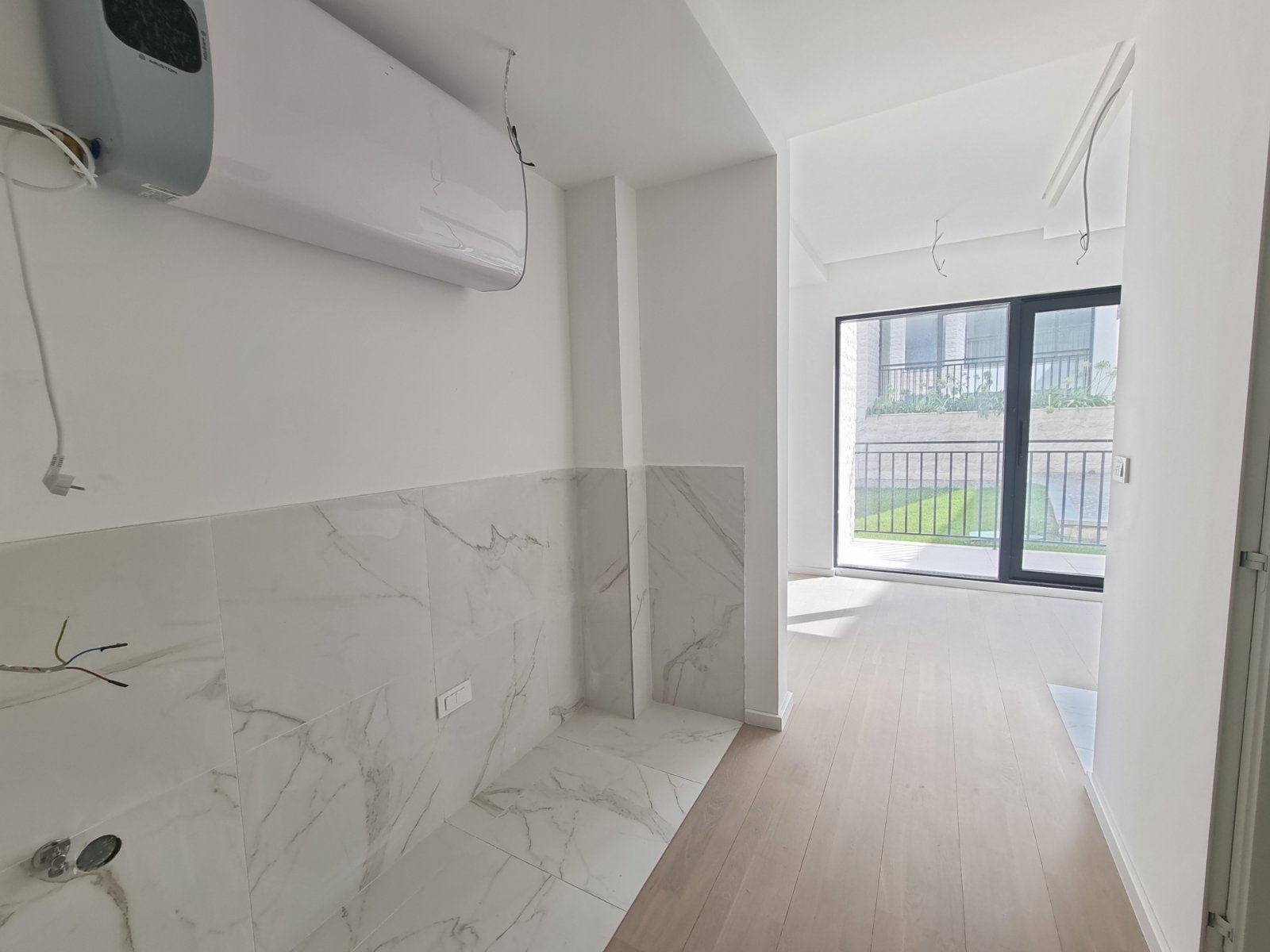 amforaproperty.com/COMO Residence- Nov luksuzan jednosoban stan 63,22m2 sa pogledom na more i bazenom  ! centar Budva!
