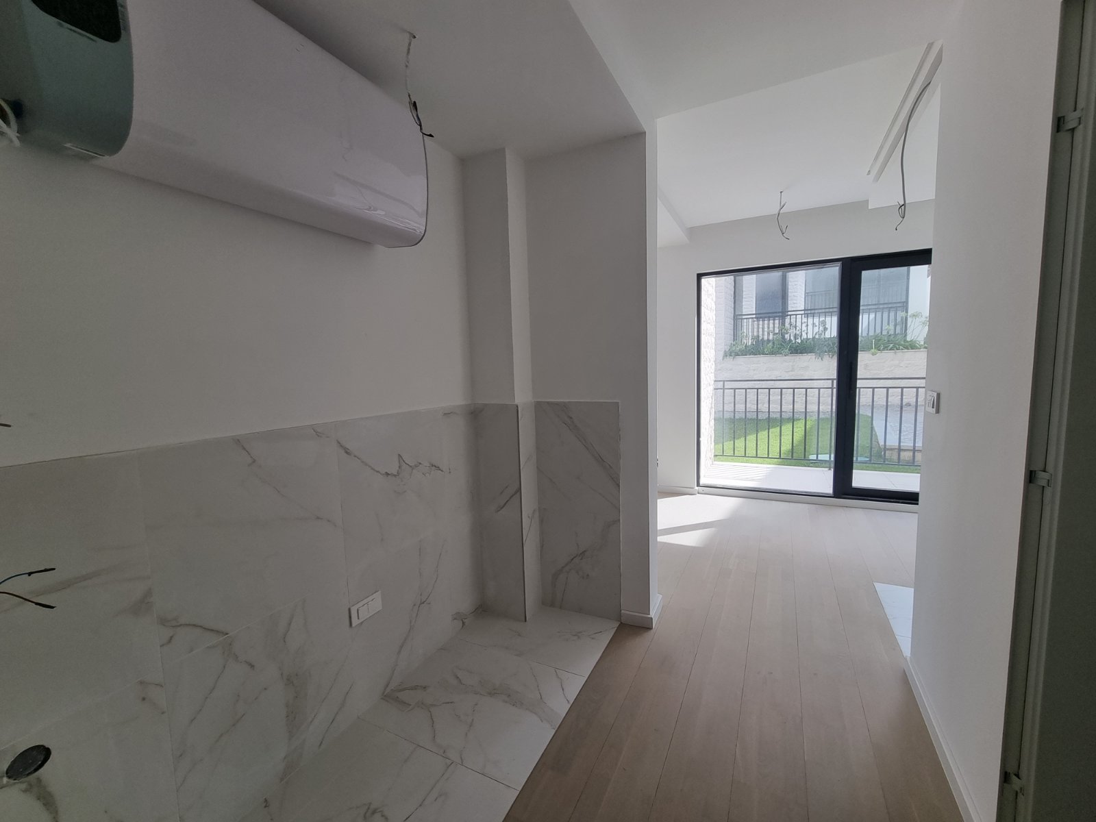 amforaproperty.com/COMO Residence- Nov luksuzan jednosoban stan 63,22m2 sa pogledom na more i bazenom  ! centar Budva!