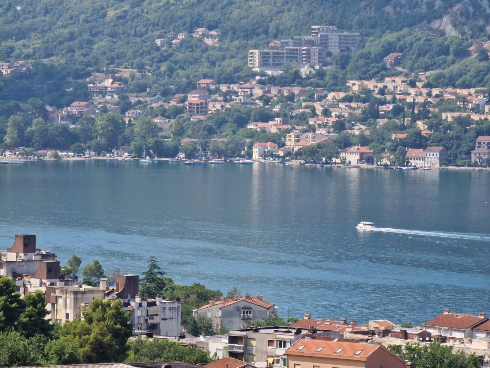 amforaproperty.com/Luksuzan jednosoban stan sa prelepim pogledom na more i zaliv,Kotor-Dobrota.