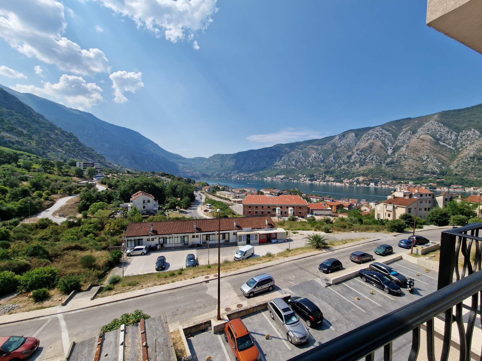 amforaproperty.com/Luksuzan jednosoban stan sa prelepim pogledom na more i zaliv,Kotor-Dobrota.