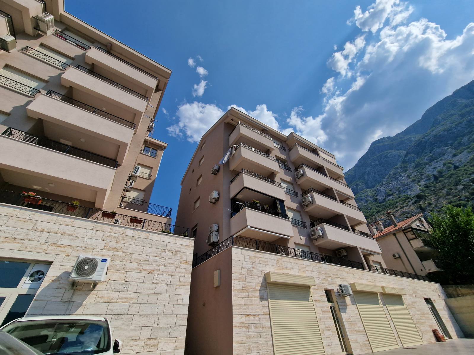 amforaproperty.com/Luksuzan jednosoban stan sa prelepim pogledom na more i zaliv,Kotor-Dobrota.