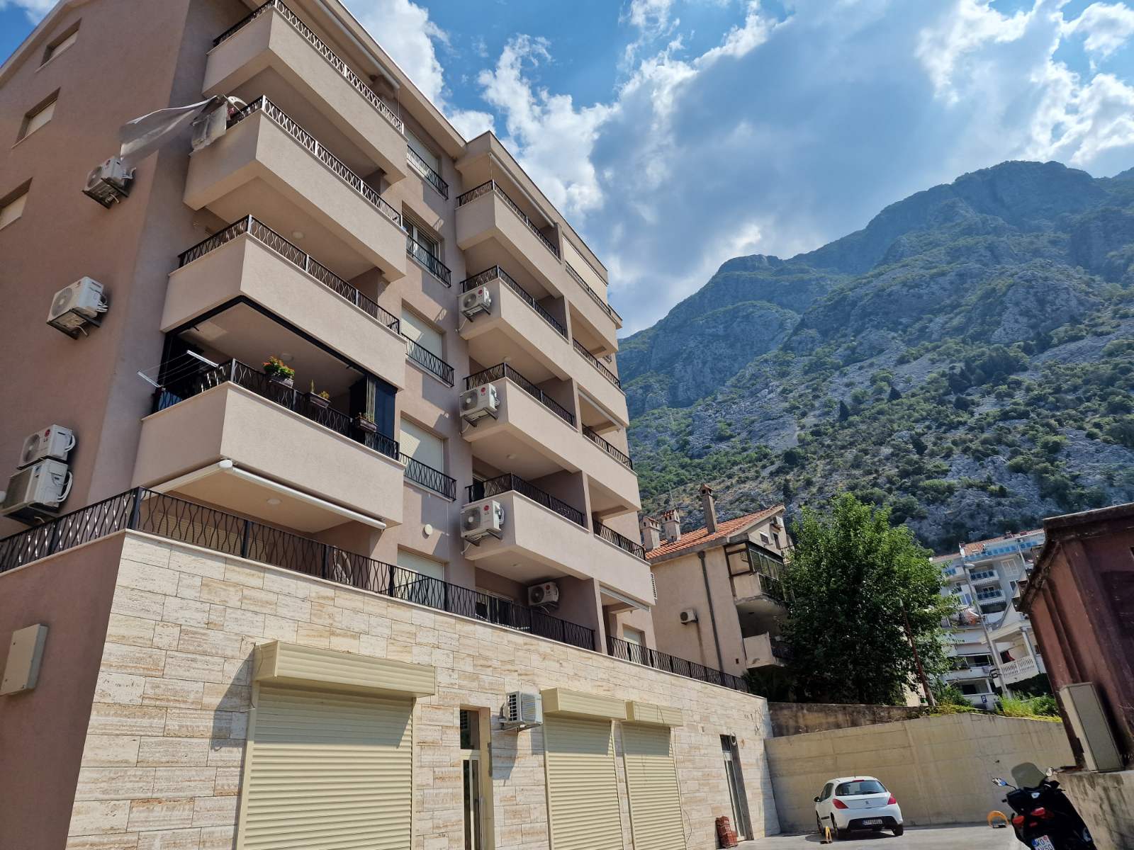 amforaproperty.com/Luksuzan jednosoban stan sa prelepim pogledom na more i zaliv,Kotor-Dobrota.