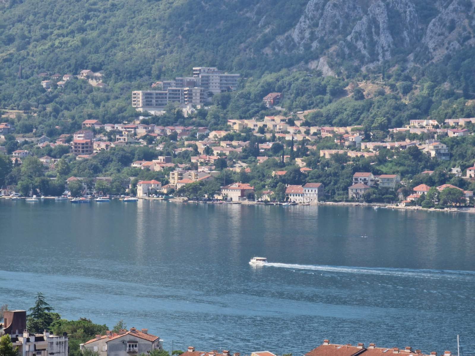 amforaproperty.com/Luksuzan jednosoban stan sa prelepim pogledom na more i zaliv,Kotor-Dobrota.