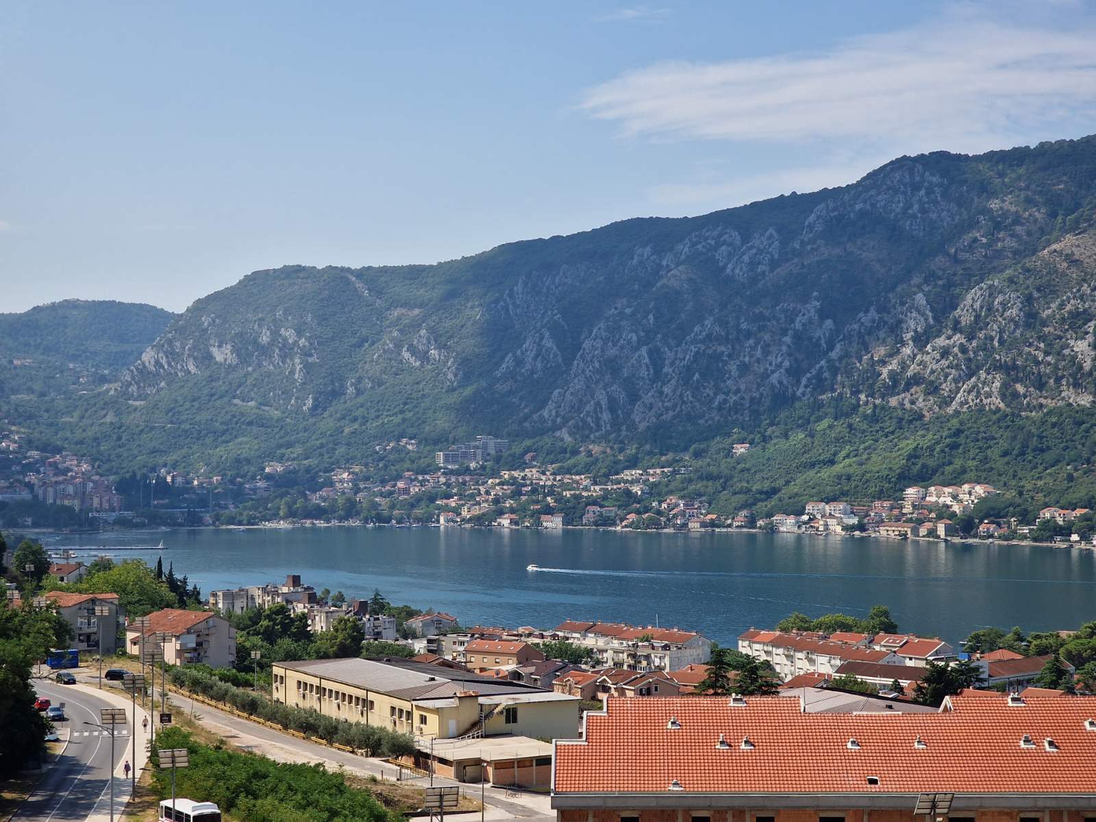 amforaproperty.com/Luksuzan jednosoban stan sa prelepim pogledom na more i zaliv,Kotor-Dobrota.