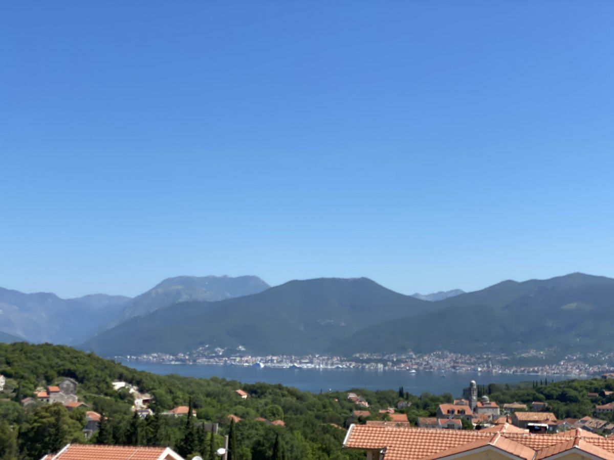 amforaproperty.com/Kuca na prodaju (160m2) sa pogledom na more,Lustica Bay (Radovići)