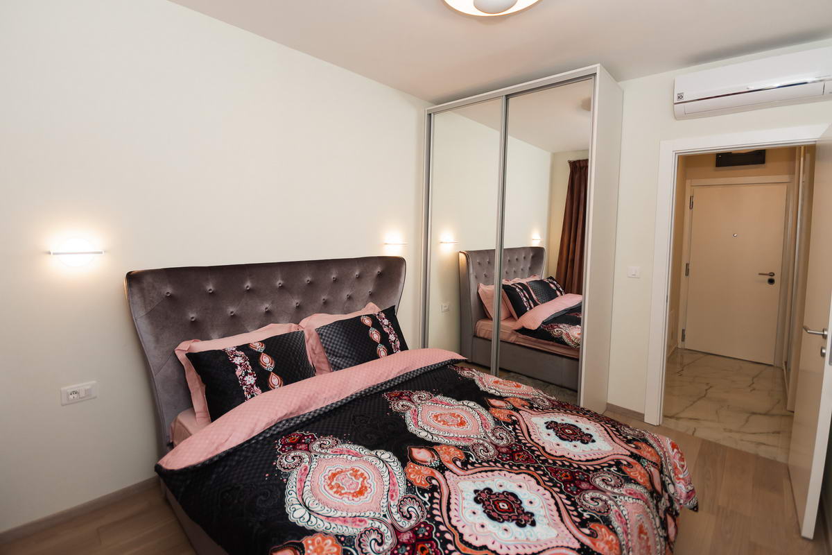 amforaproperty.com/Jednosoban stan 45m2 fantastična lokacija,na samo 150 metara od mora..Budva