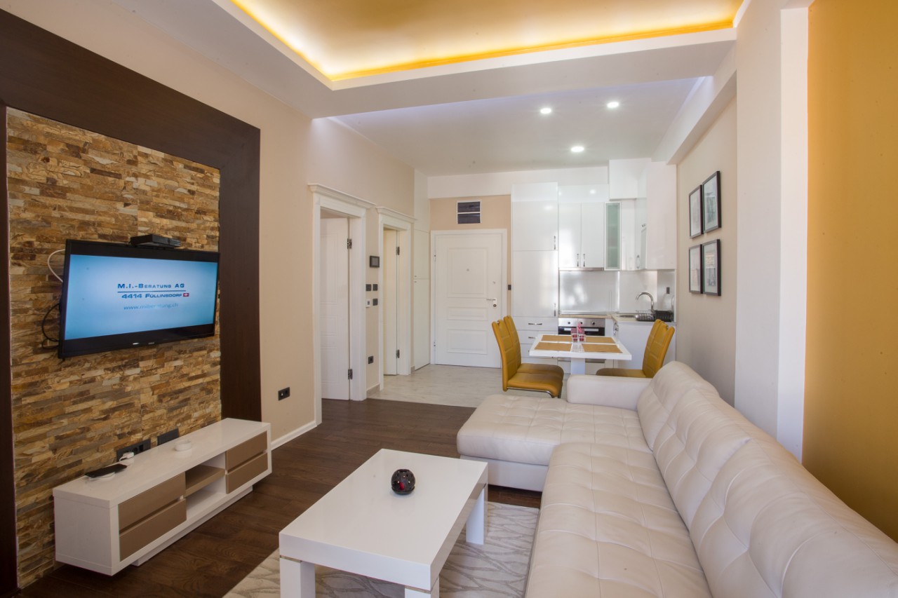 Luxurious one bedroom apartment 48m2 with sea view, in the very center ...