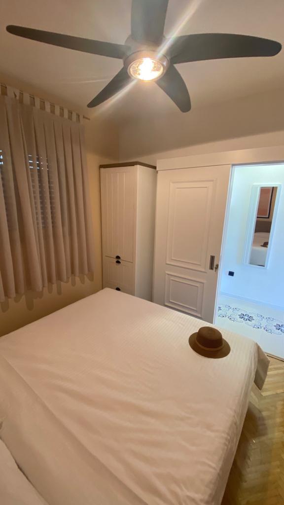 amforaproperty.com/Jednosoban stan sa panoramskim pogledom na more i grad,Vidikovac - Budva (Na duzi vremenski period)