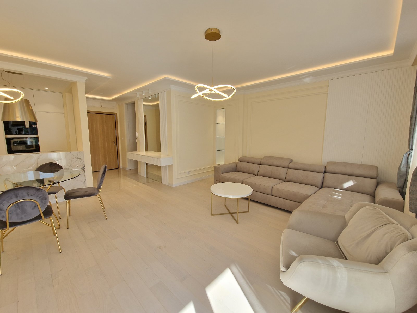 NOV TROSOBAN LUX PENTHOUSE 104M2 + 186M2 PRIPADAJUĆE KROVNE TERASE SA PANORAMSKIM POGLEDOM NA MORE I GRAD,GARAŽNO MESTO UKLJUČENO U CENU ,THE OLD BAKERY-BUDVA.  - Amfora Real Estate