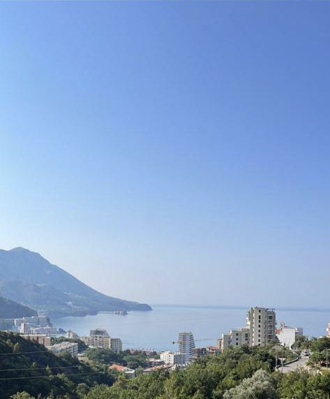 amforaproperty.com/Luksuzan jednosoban stan sa panoramskim pogledom,na duzi period,Ivanovici (Budva)