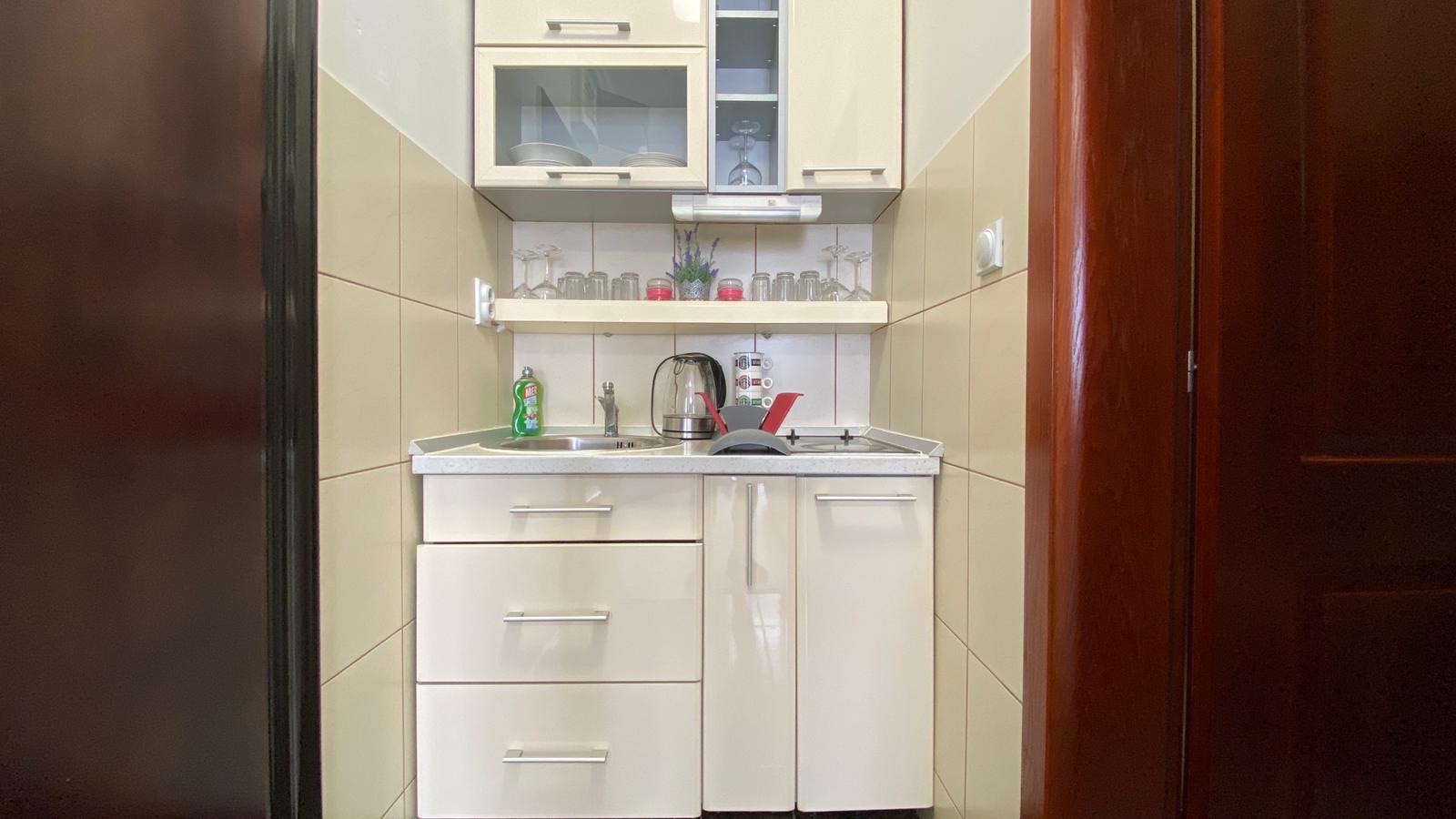 amforaproperty.com/Studio apartman povrsine 28m2,Rozino-Budva.