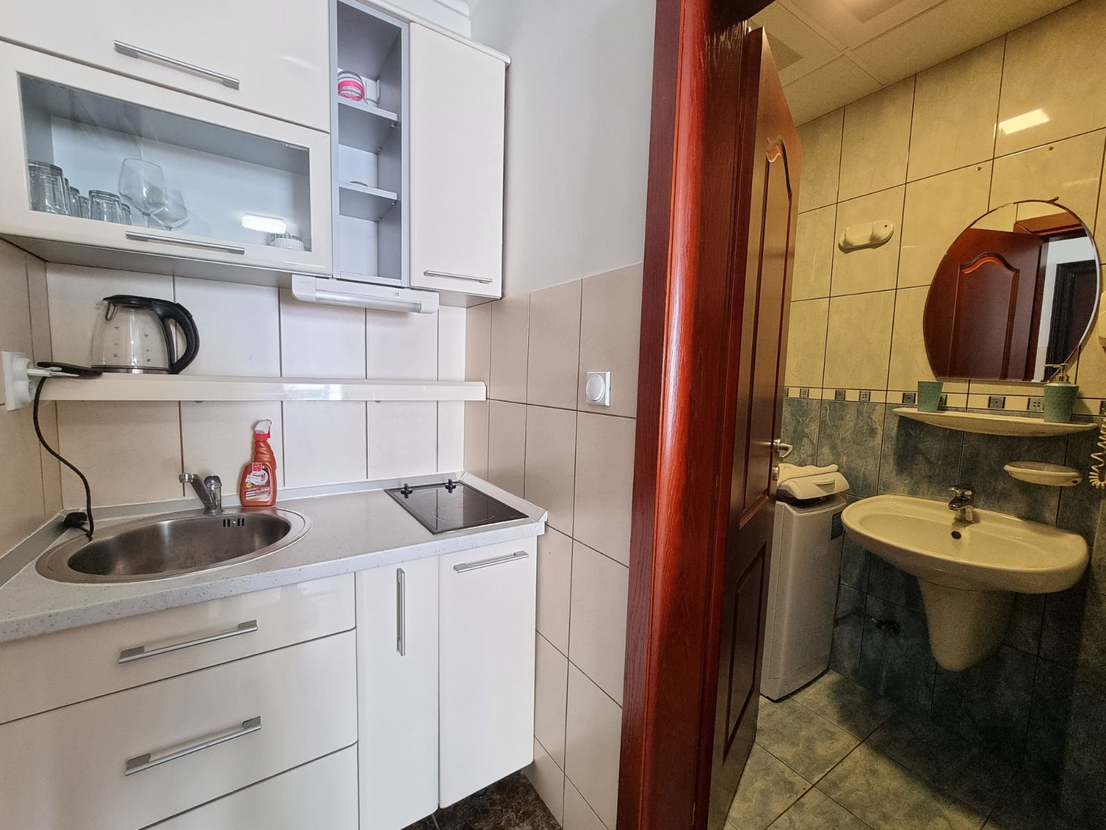 amforaproperty.com/Studio apartman povrsine 28m2,Rozino-Budva.