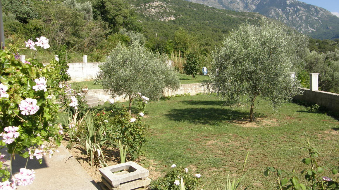 amforaproperty.com/Trospratna kuća 157m2 sa pogledom na more, Kavač-Kotor.