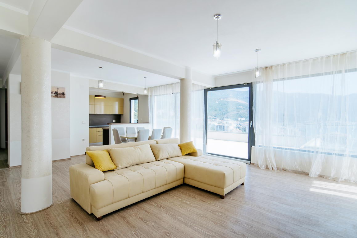 amforaproperty.com/Luksuzan trosoban penthouse 233m2 sa panoramskim pogledom na more u novom kompleksu,Becici-Budva.