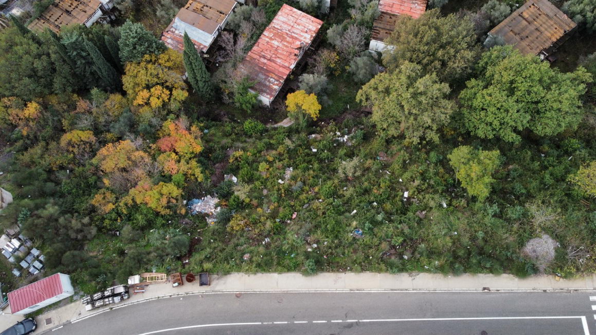 amforaproperty.com/Plac 1386m² u Bečićima sa Pogledom na More, na 300 Metara od Mora – Odlična Ponuda!