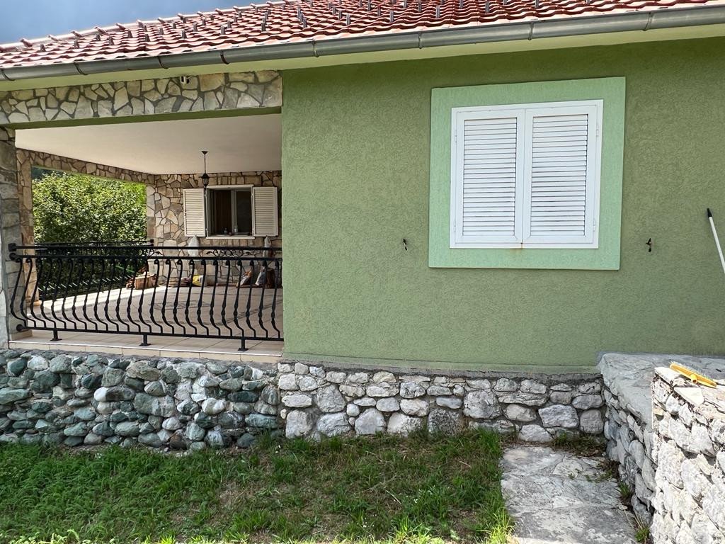 amforaproperty.com/Prelepa kamena kuća u mirnom okruženju u Kotorskom zalivu.