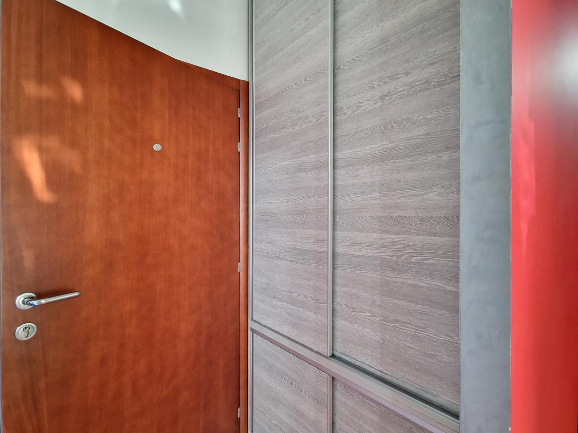 amforaproperty.com/Jednosoban renoviran stan 37m2 plus terasa 4m2,na atraktivnoj lokaciji kod osnovne skole u Budvi.