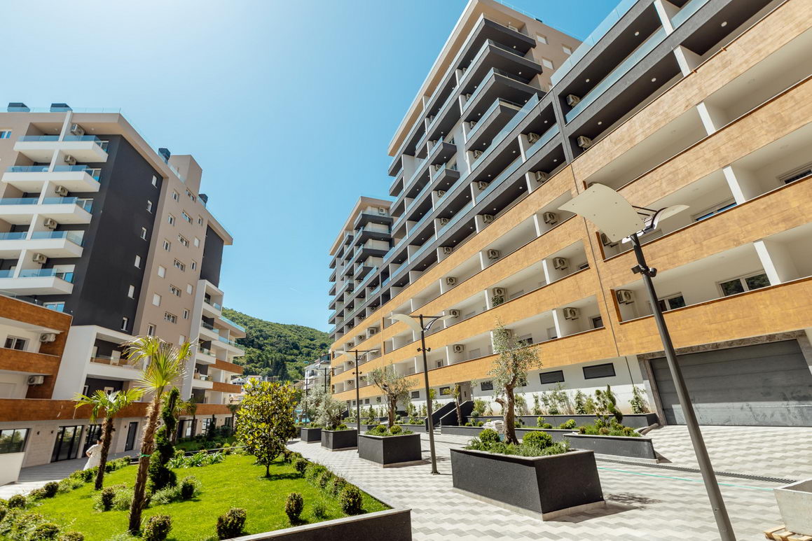 amforaproperty.com/POSLOVNI PROSTOR 30 M2 U KOMPLEKSU  THE OLD BAKERY , BUDVA 
