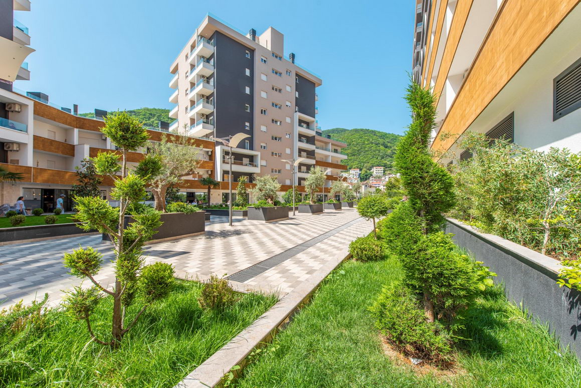 amforaproperty.com/POSLOVNI PROSTOR 30 M2 U KOMPLEKSU  THE OLD BAKERY , BUDVA 