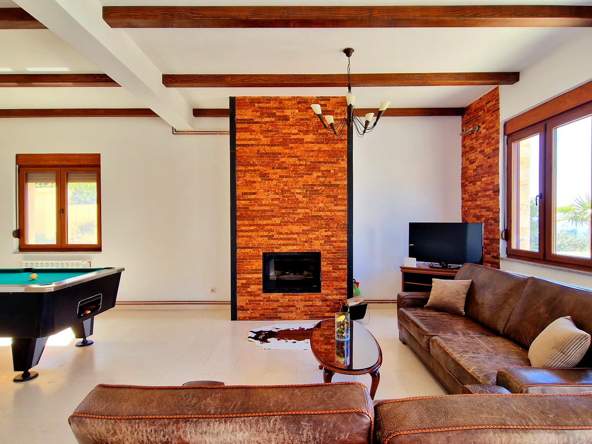 amforaproperty.com/Luksuzna vila na 50m od plaze, sa bazenom i panoramskim pogledom na more.Žukovica-Kotor.